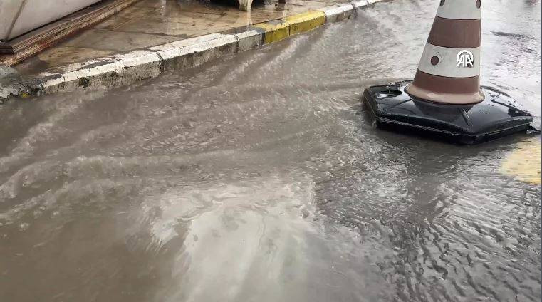 Şanlıurfa’da sağanak ve dolu etkili oldu! Zor anlar yaşadılar - Resim: 3